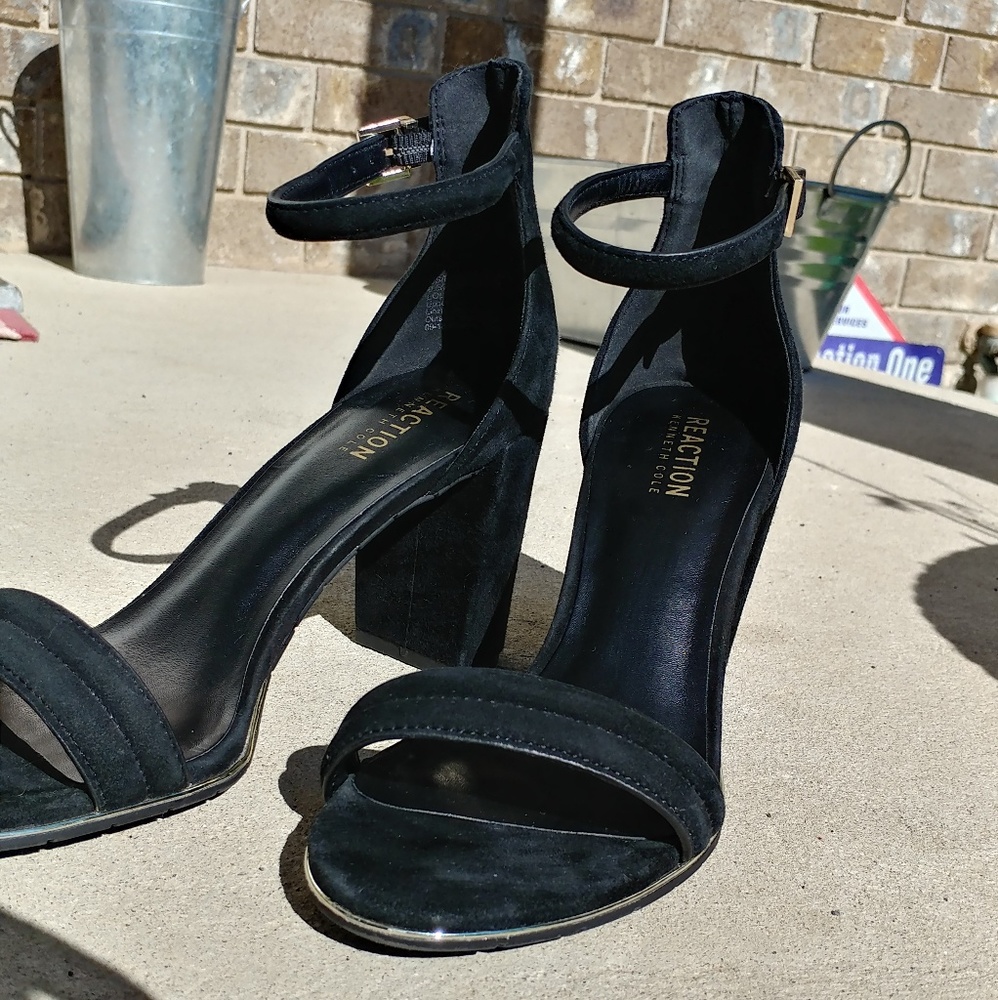 Kenneth Cole Reaction high heels